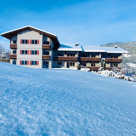Appartmentanlage Isegrim Altenmarkt im Pongau Exterior foto